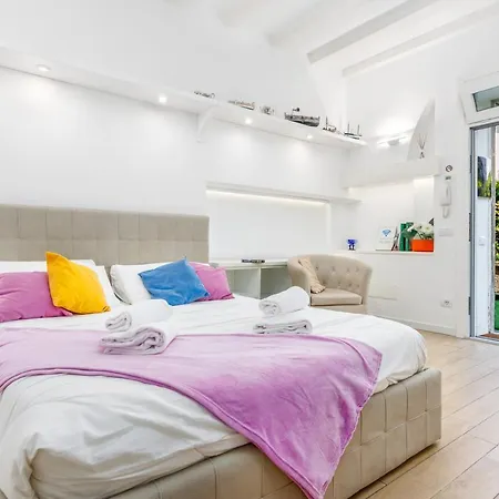 Feel - Patio Del Sole Апартаменты