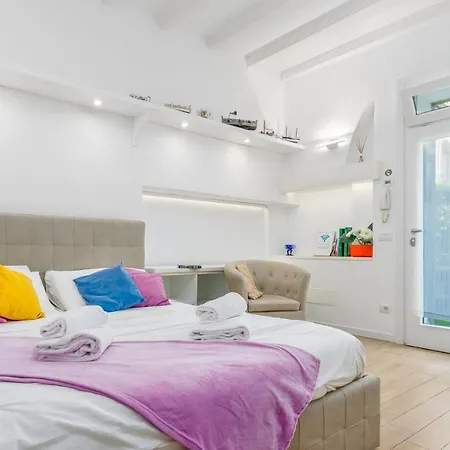 Feel - Patio Del Sole Апартаменты *